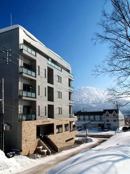 Mountainside Palace Niseko
