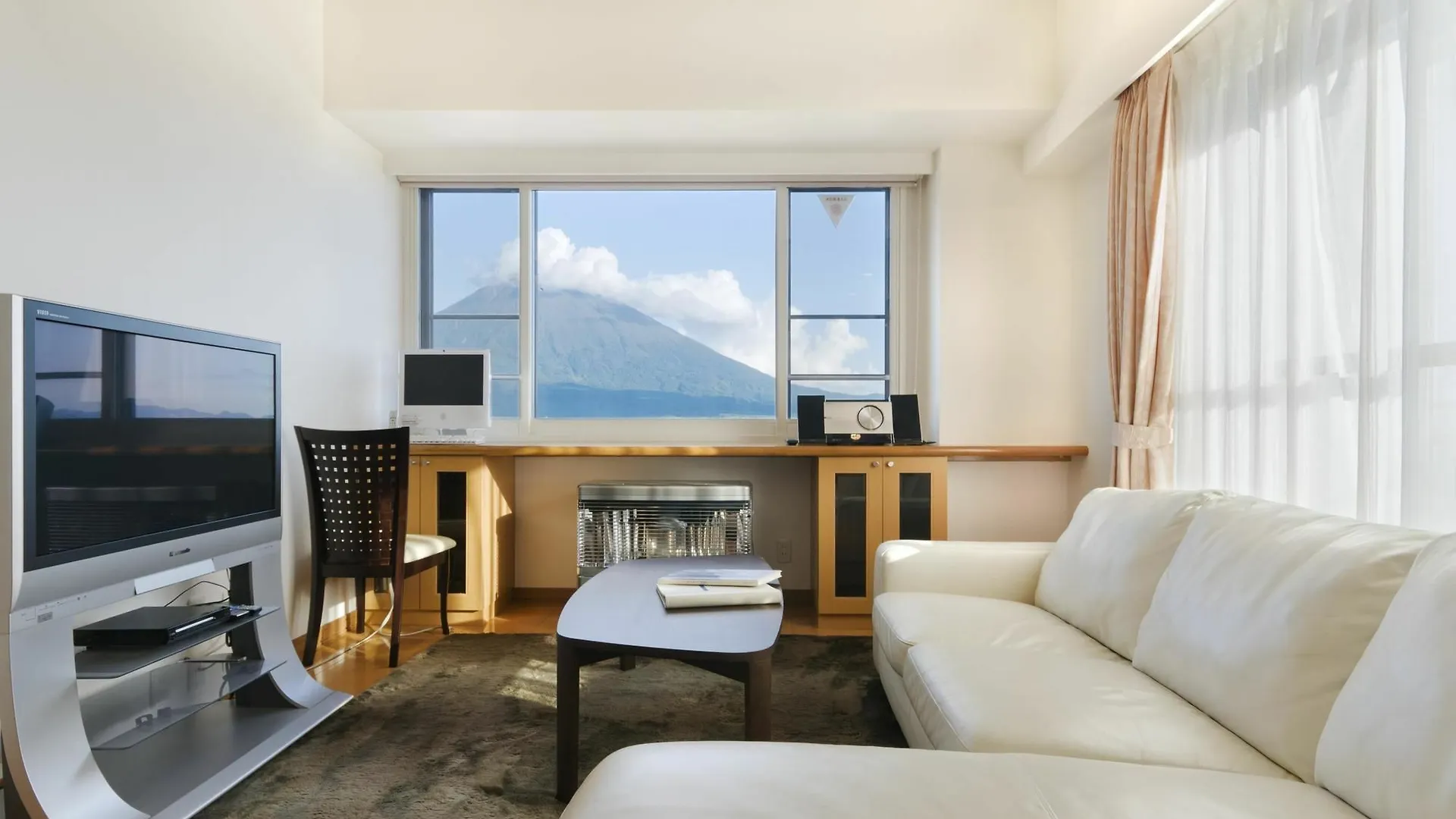 Mountainside Palace Niseko Kutchan